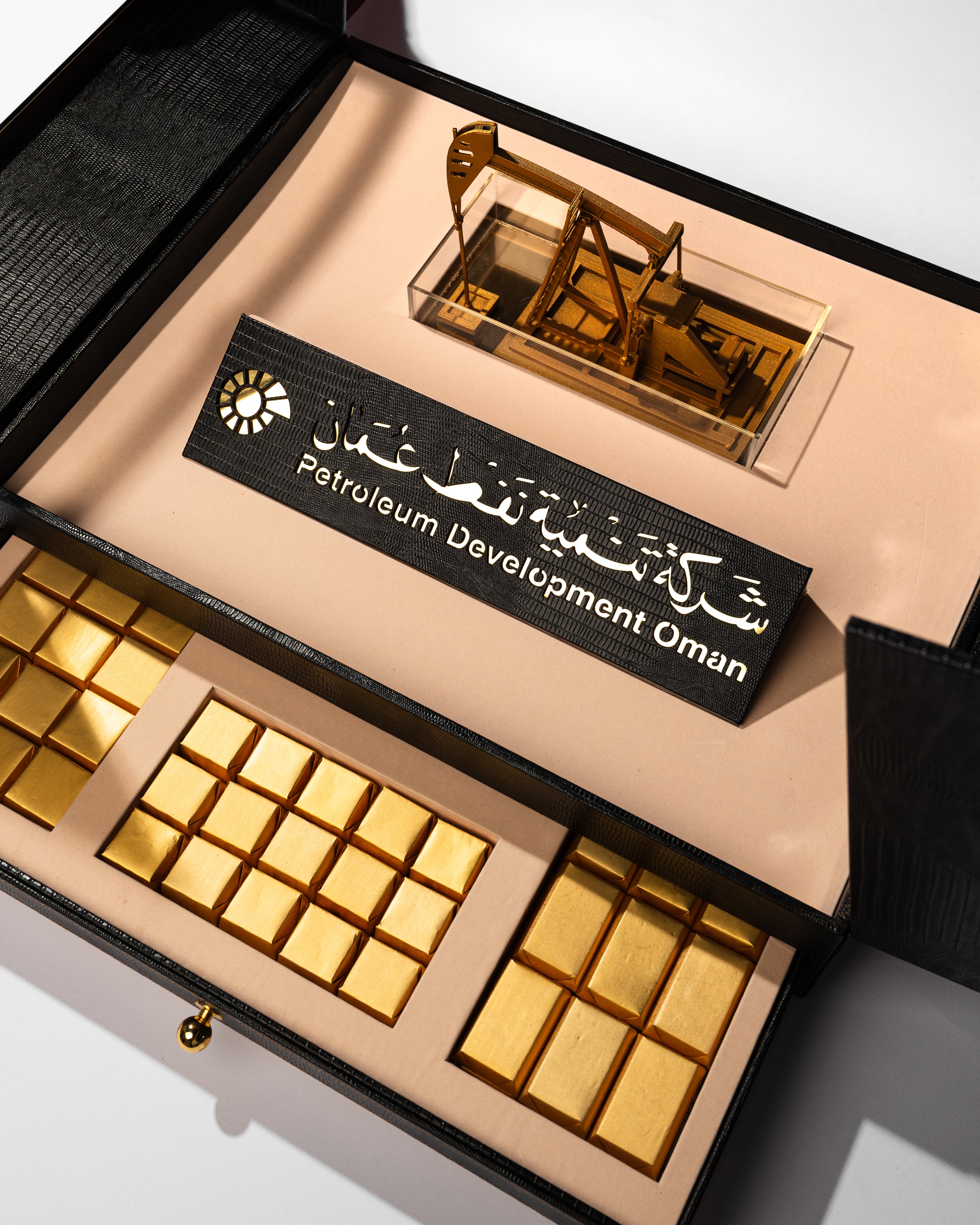 Luxury gift presentation and fine packaging